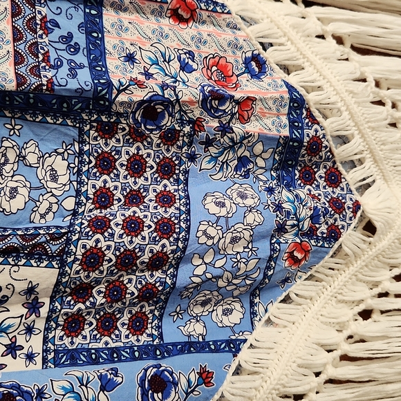 Fun Boho Fringe Top😍😍 - Picture 2 of 9